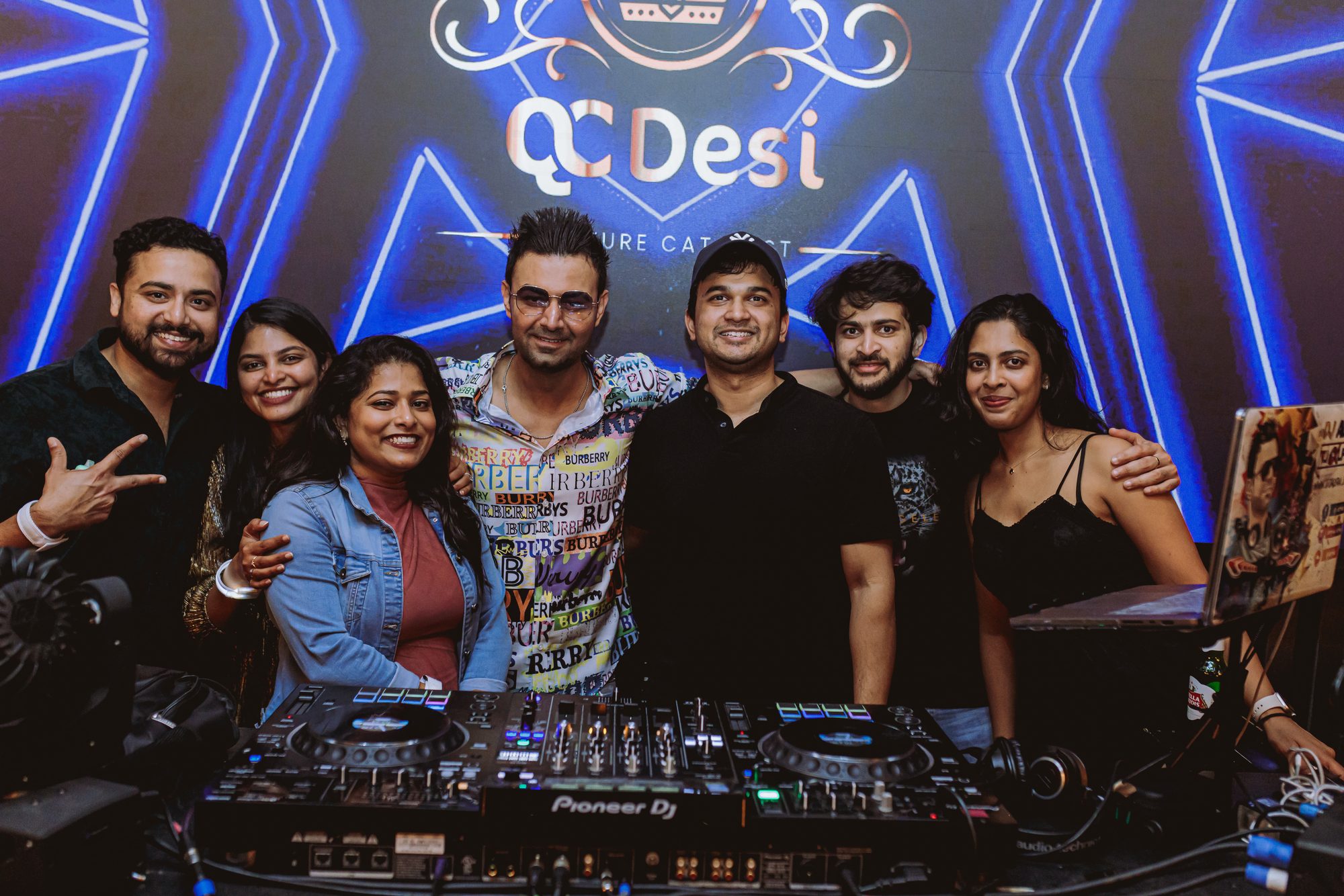 QCDesi event photo: Edisondphotography 5680